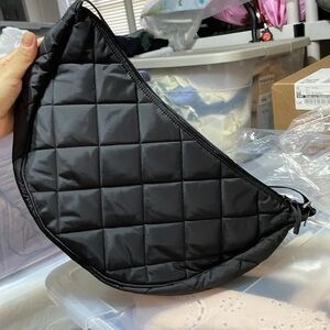 Uniqlo Black Quilted Shoulder Bag with Diamond Stitching